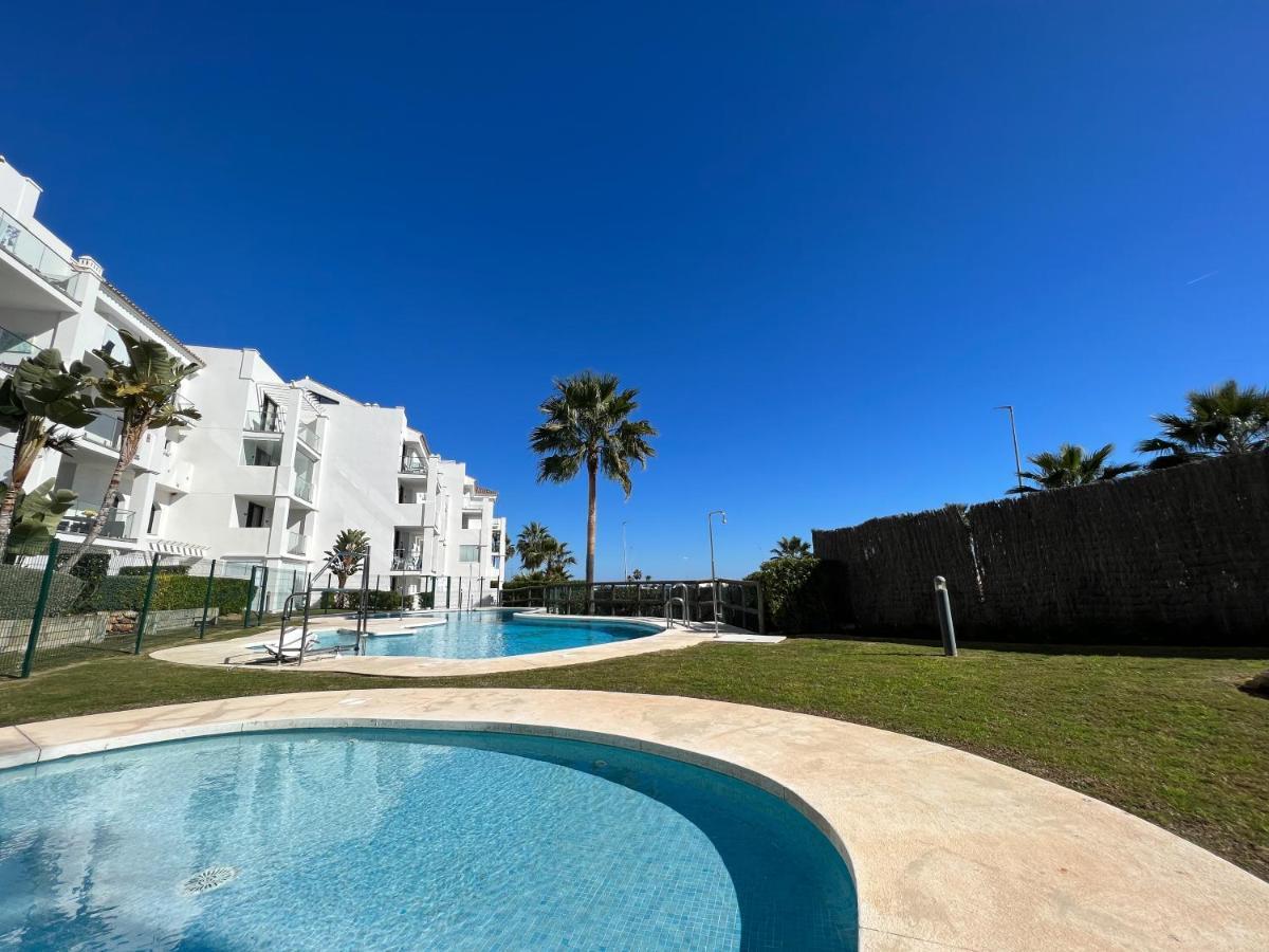 Apartment In Manilva, Just A Few Steps From The Beach Ngoại thất bức ảnh